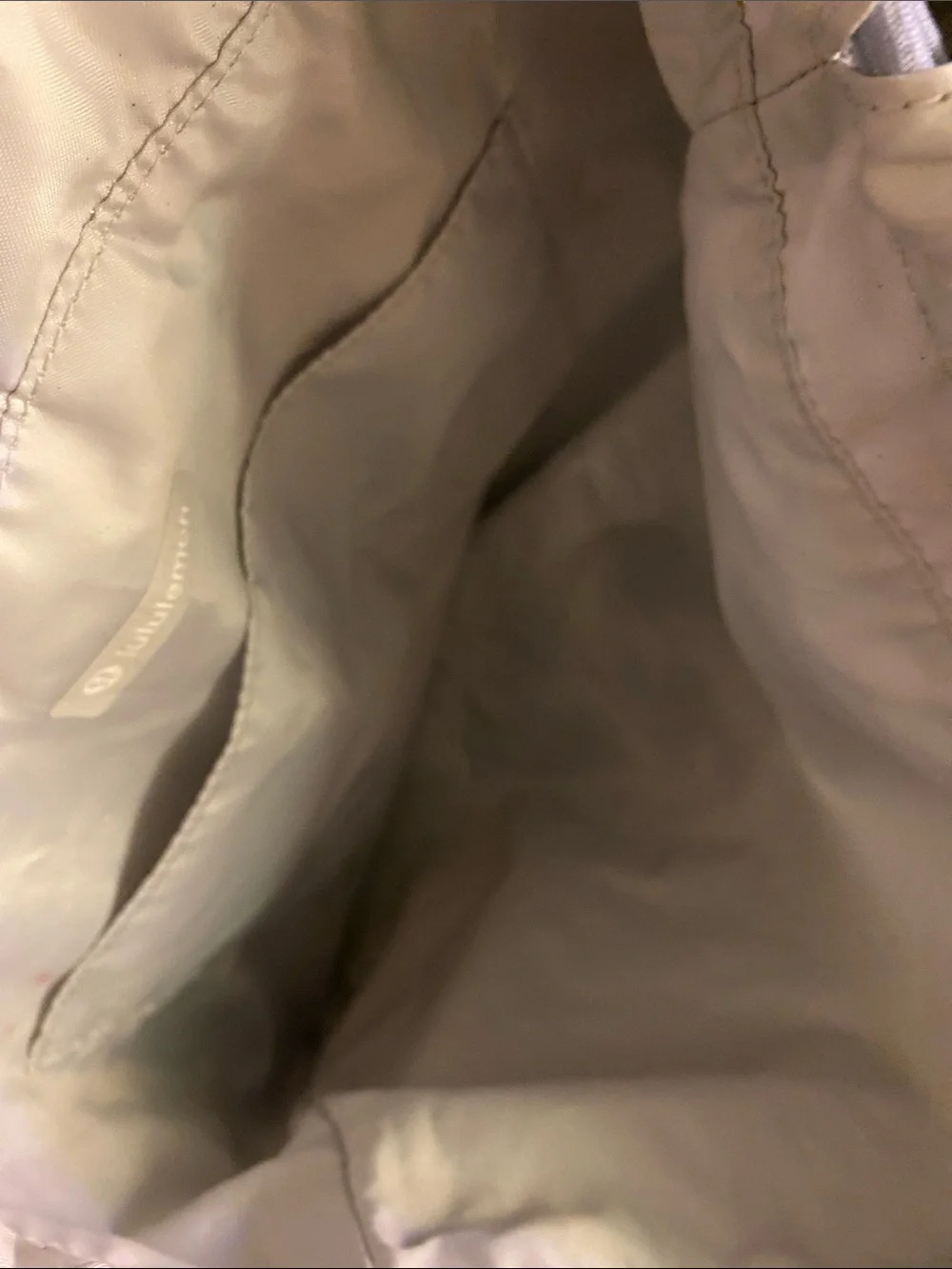 ! Lululemon Lightweight Gym Sack Bag Backpack 13L light grey pre-owned eith spot
